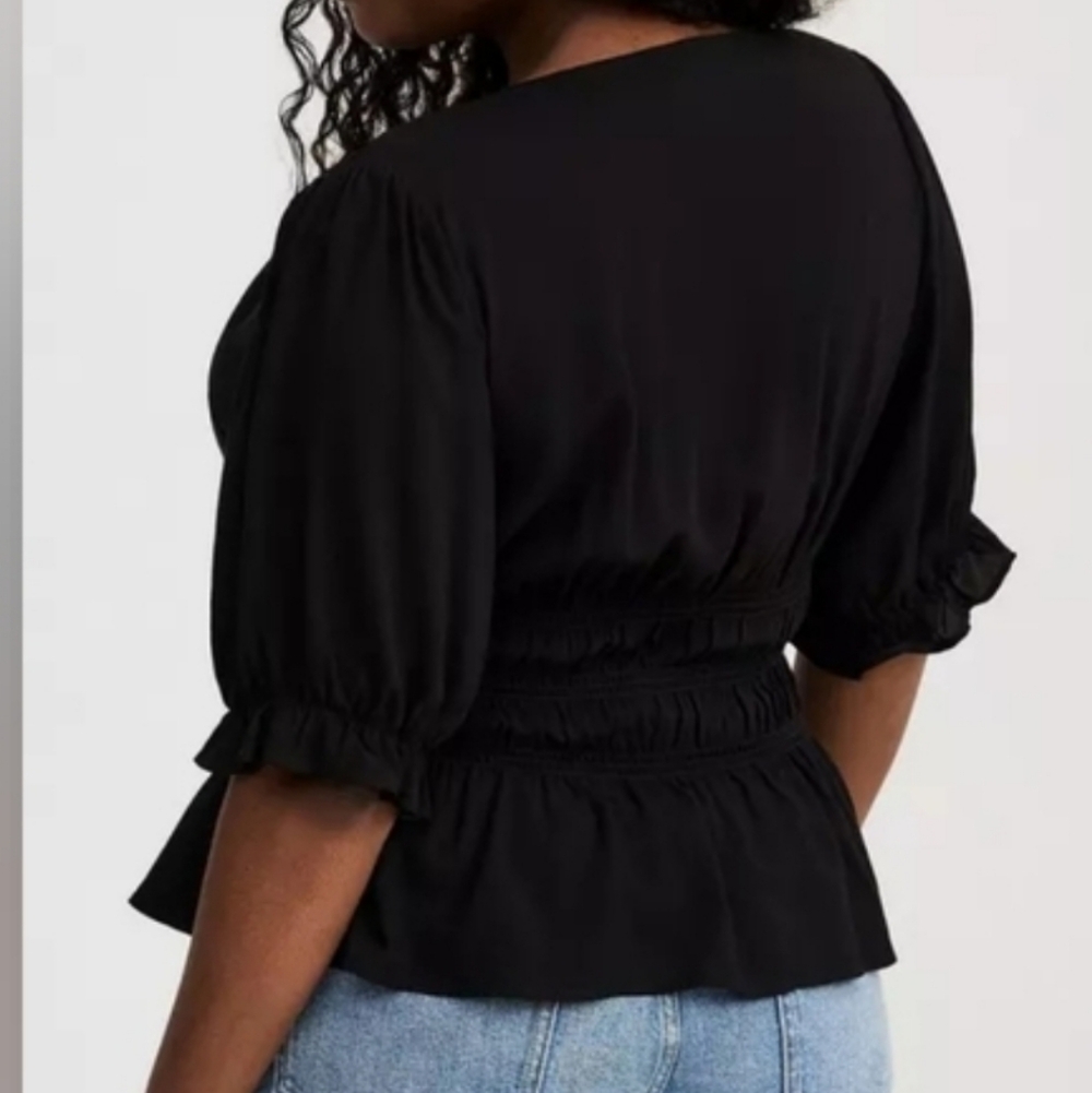 Torrid Peplum Challis Top Puff Sleeve Womens Size 3X Plus Black New